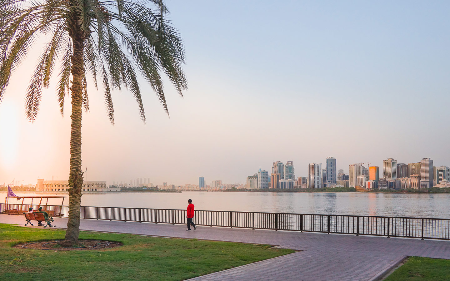 صيانة شاملة لمكيفات الهواء ومعدات التبريد وتركيبها في الشارقة